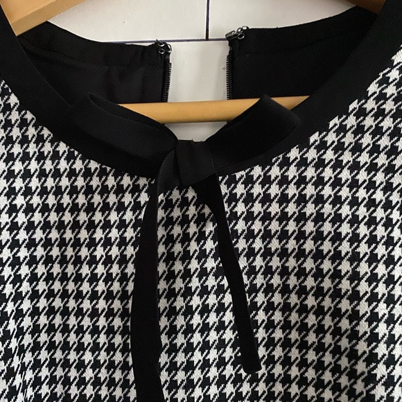 Talbots Dresses & Skirts - Talbots dress size 6